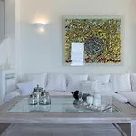 빌라 Pergisos Mykonos *