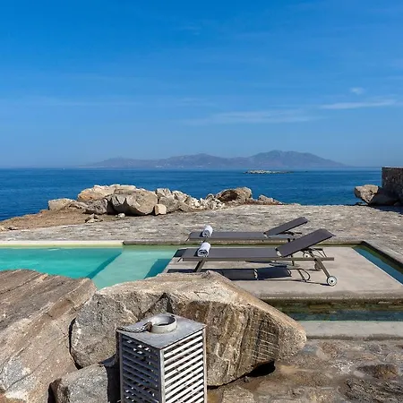 Pergisos Mykonos ヴィラ *